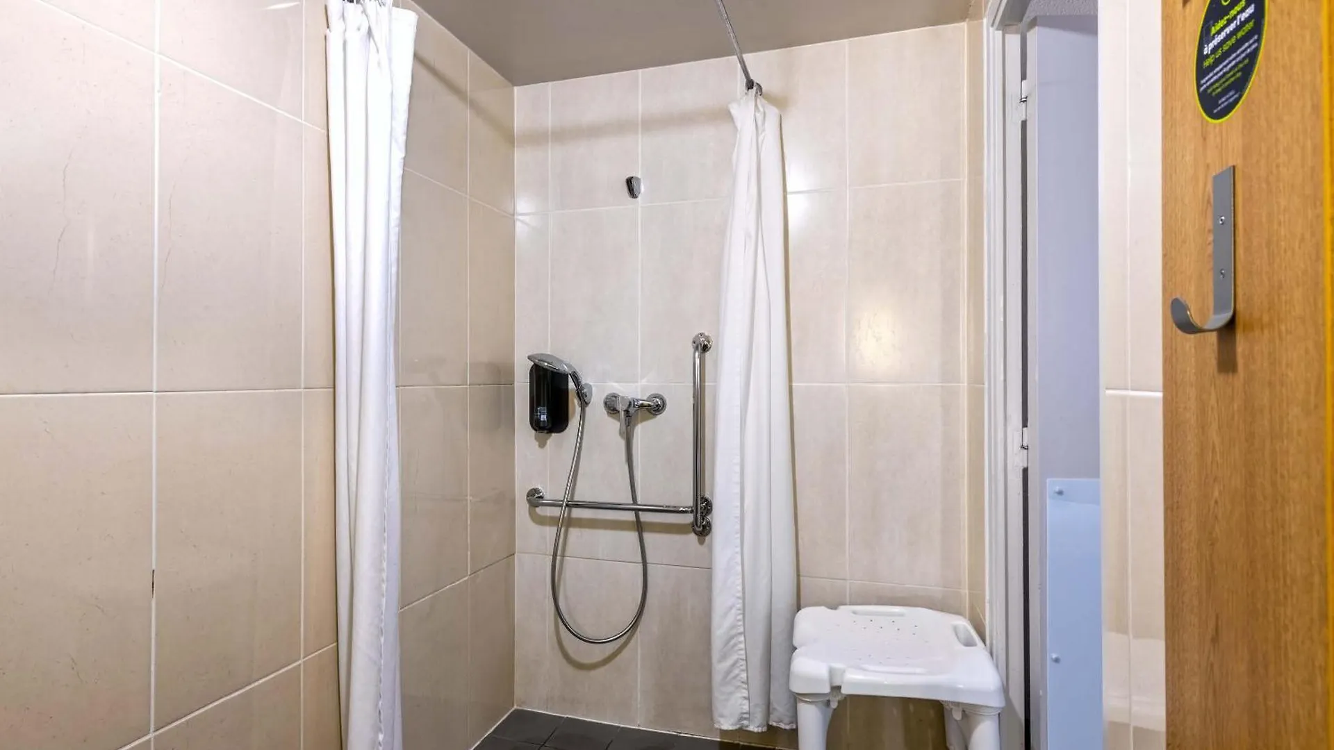B&B Hotel Brest Kergaradec Aeroport Gouesnou