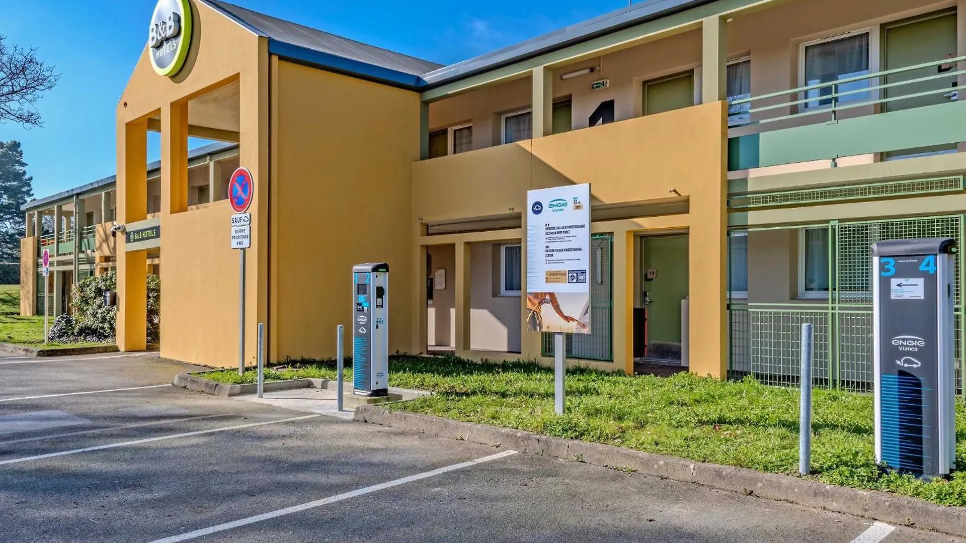 **  B&B Hotel Brest Kergaradec Aeroport Gouesnou France